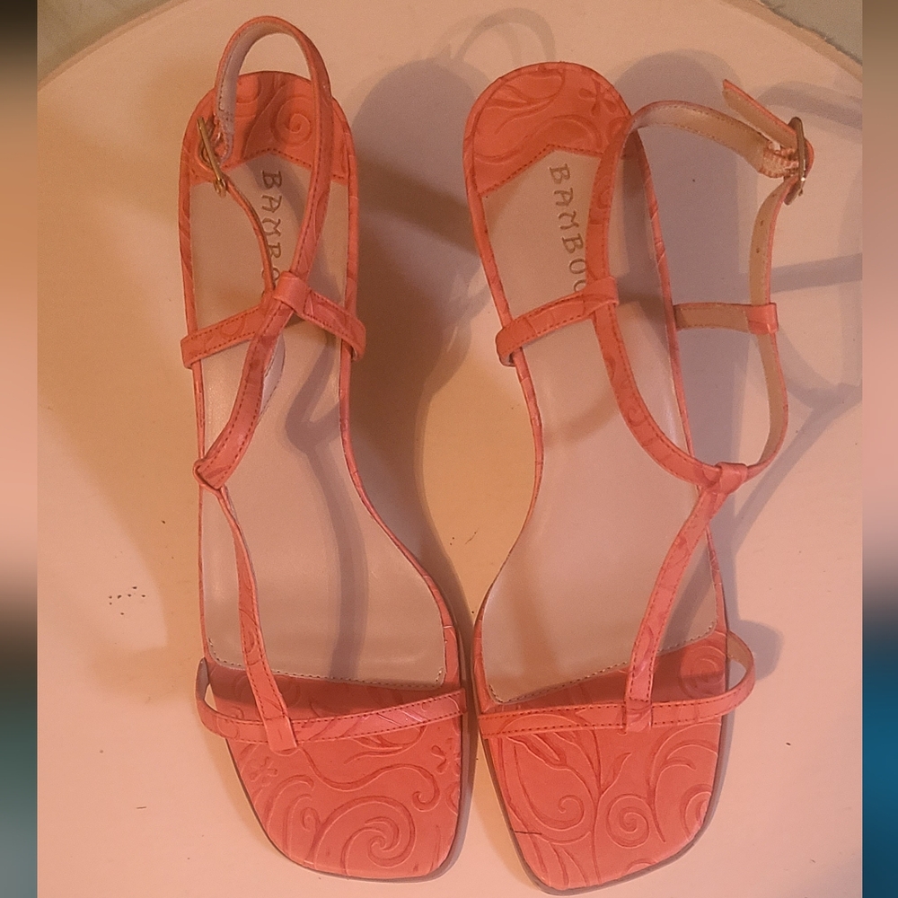 BAMBOO Women's Coral Strappy Sandals